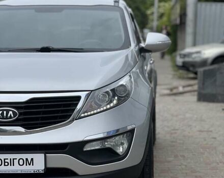 Сірий Кіа Sportage, об'ємом двигуна 2 л та пробігом 216 тис. км за 11199 $, фото 11 на Automoto.ua