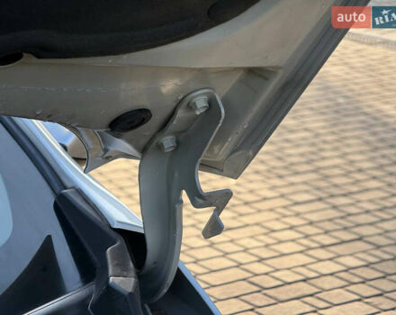 Серый Киа Sportage, объемом двигателя 2 л и пробегом 177 тыс. км за 13000 $, фото 36 на Automoto.ua