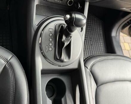 Сірий Кіа Sportage, об'ємом двигуна 2 л та пробігом 160 тис. км за 12300 $, фото 6 на Automoto.ua