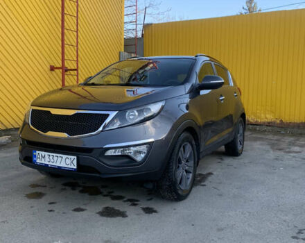 Серый Киа Sportage, объемом двигателя 2 л и пробегом 180 тыс. км за 11900 $, фото 2 на Automoto.ua