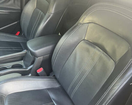 Серый Киа Sportage, объемом двигателя 2 л и пробегом 132 тыс. км за 13500 $, фото 12 на Automoto.ua