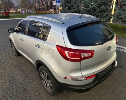 Серый Киа Sportage, объемом двигателя 2 л и пробегом 177 тыс. км за 13000 $, фото 2 на Automoto.ua