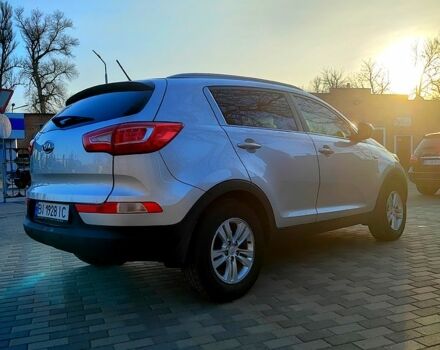 Серый Киа Sportage, объемом двигателя 2 л и пробегом 138 тыс. км за 11500 $, фото 5 на Automoto.ua