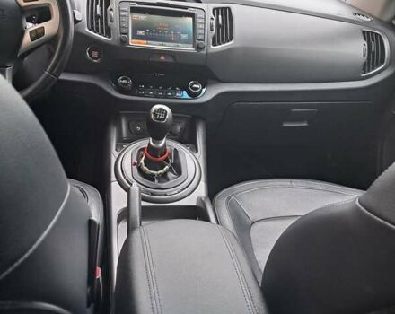 Серый Киа Sportage, объемом двигателя 2 л и пробегом 296 тыс. км за 12200 $, фото 22 на Automoto.ua