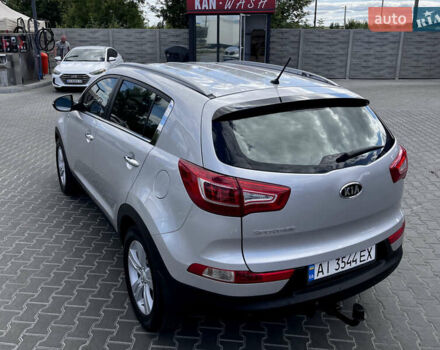 Сірий Кіа Sportage, об'ємом двигуна 2 л та пробігом 232 тис. км за 11400 $, фото 5 на Automoto.ua