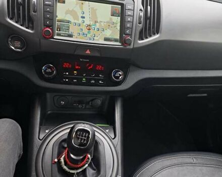 Серый Киа Sportage, объемом двигателя 2 л и пробегом 296 тыс. км за 12200 $, фото 20 на Automoto.ua