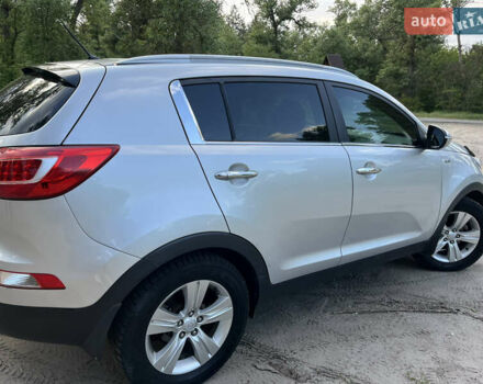 Сірий Кіа Sportage, об'ємом двигуна 2 л та пробігом 145 тис. км за 12800 $, фото 16 на Automoto.ua