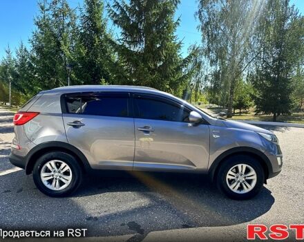 Сірий Кіа Sportage, об'ємом двигуна 2 л та пробігом 121 тис. км за 13950 $, фото 5 на Automoto.ua