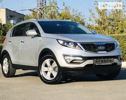 Серый Киа Sportage, объемом двигателя 2 л и пробегом 89 тыс. км за 12950 $, фото 13 на Automoto.ua