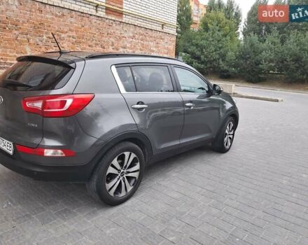 Серый Киа Sportage, объемом двигателя 2 л и пробегом 296 тыс. км за 12200 $, фото 2 на Automoto.ua