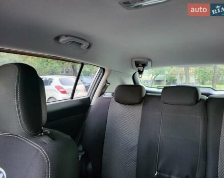 Сірий Кіа Sportage, об'ємом двигуна 2 л та пробігом 177 тис. км за 12000 $, фото 19 на Automoto.ua