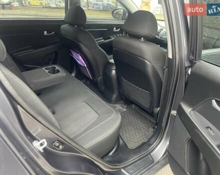 Серый Киа Sportage, объемом двигателя 2 л и пробегом 77 тыс. км за 12500 $, фото 15 на Automoto.ua