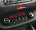 Серый Киа Sportage, объемом двигателя 2 л и пробегом 235 тыс. км за 12500 $, фото 24 на Automoto.ua