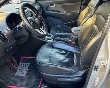 Сірий Кіа Sportage, об'ємом двигуна 2 л та пробігом 140 тис. км за 14500 $, фото 8 на Automoto.ua