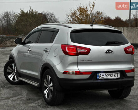 Серый Киа Sportage, объемом двигателя 2 л и пробегом 180 тыс. км за 10300 $, фото 7 на Automoto.ua