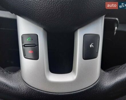 Серый Киа Sportage, объемом двигателя 1.7 л и пробегом 224 тыс. км за 11900 $, фото 78 на Automoto.ua