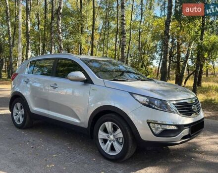 Сірий Кіа Sportage, об'ємом двигуна 2 л та пробігом 142 тис. км за 11450 $, фото 2 на Automoto.ua
