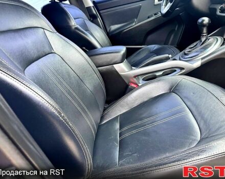 Сірий Кіа Sportage, об'ємом двигуна 2 л та пробігом 139 тис. км за 12250 $, фото 8 на Automoto.ua