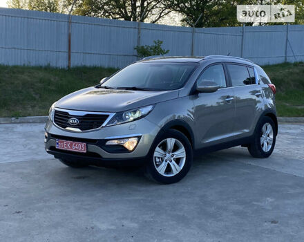 Серый Киа Sportage, объемом двигателя 1.7 л и пробегом 101 тыс. км за 12990 $, фото 207 на Automoto.ua