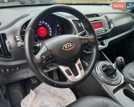 Серый Киа Sportage, объемом двигателя 1.7 л и пробегом 224 тыс. км за 11900 $, фото 76 на Automoto.ua