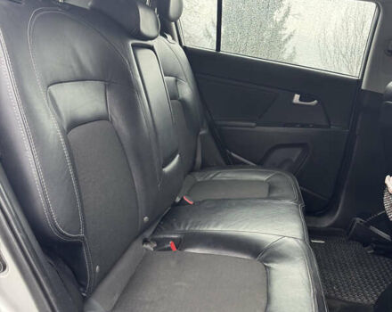 Сірий Кіа Sportage, об'ємом двигуна 2 л та пробігом 258 тис. км за 14800 $, фото 1 на Automoto.ua