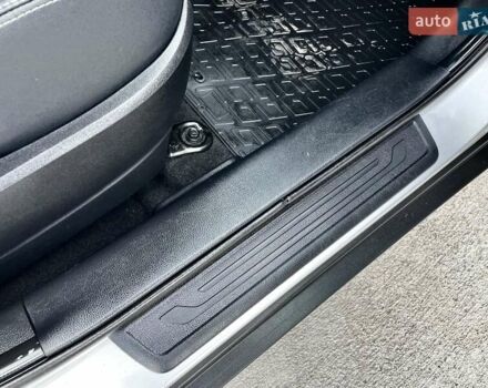 Серый Киа Sportage, объемом двигателя 2 л и пробегом 246 тыс. км за 12999 $, фото 65 на Automoto.ua