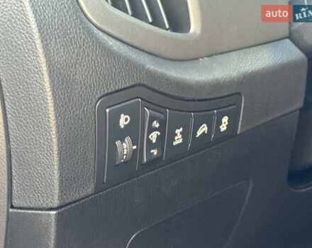 Сірий Кіа Sportage, об'ємом двигуна 2 л та пробігом 142 тис. км за 11450 $, фото 30 на Automoto.ua