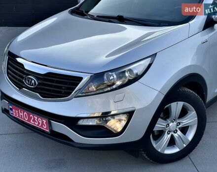 Серый Киа Sportage, объемом двигателя 2 л и пробегом 246 тыс. км за 12999 $, фото 6 на Automoto.ua