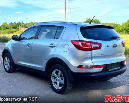 Сірий Кіа Sportage, об'ємом двигуна 2 л та пробігом 120 тис. км за 11350 $, фото 4 на Automoto.ua