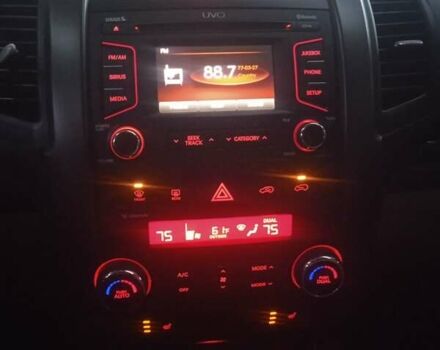 Сірий Кіа Sportage, об'ємом двигуна 2.4 л та пробігом 268 тис. км за 11000 $, фото 4 на Automoto.ua