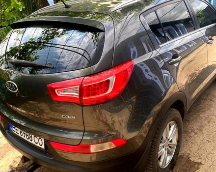 Серый Киа Sportage, объемом двигателя 1.7 л и пробегом 200 тыс. км за 12000 $, фото 1 на Automoto.ua