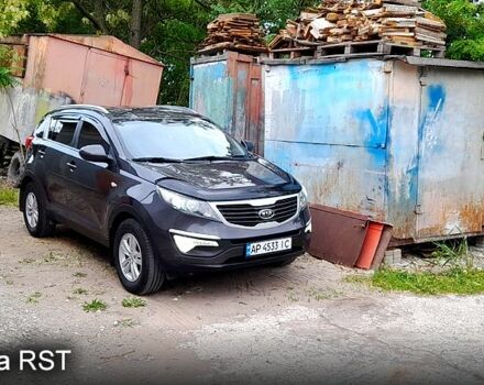 Серый Киа Sportage, объемом двигателя 2 л и пробегом 234 тыс. км за 11000 $, фото 2 на Automoto.ua