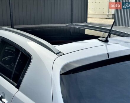 Серый Киа Sportage, объемом двигателя 2 л и пробегом 246 тыс. км за 12999 $, фото 47 на Automoto.ua