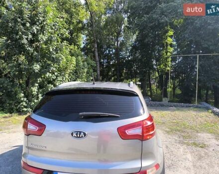 Серый Киа Sportage, объемом двигателя 2 л и пробегом 205 тыс. км за 12200 $, фото 7 на Automoto.ua