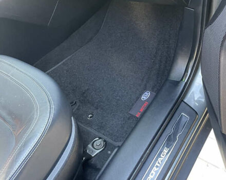 Сірий Кіа Sportage, об'ємом двигуна 1.7 л та пробігом 159 тис. км за 12950 $, фото 8 на Automoto.ua