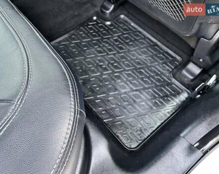 Серый Киа Sportage, объемом двигателя 2 л и пробегом 246 тыс. км за 12999 $, фото 78 на Automoto.ua