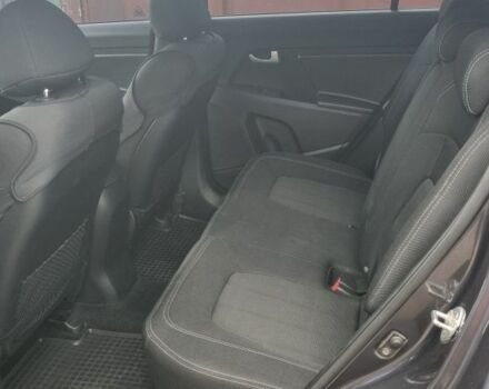 Серый Киа Sportage, объемом двигателя 1.7 л и пробегом 300 тыс. км за 11900 $, фото 4 на Automoto.ua