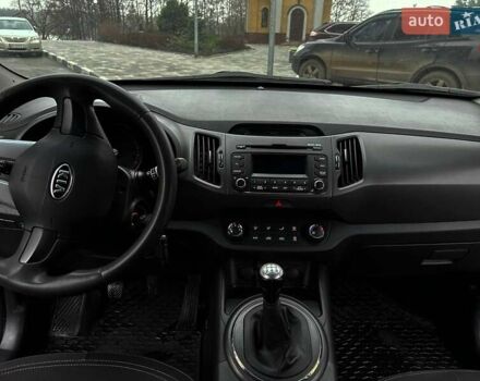 Серый Киа Sportage, объемом двигателя 1.98 л и пробегом 226 тыс. км за 10700 $, фото 11 на Automoto.ua