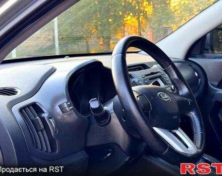 Сірий Кіа Sportage, об'ємом двигуна 2 л та пробігом 140 тис. км за 11980 $, фото 2 на Automoto.ua
