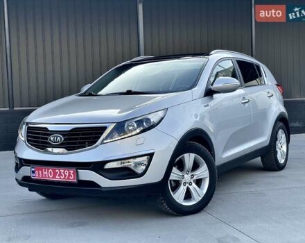 Серый Киа Sportage, объемом двигателя 2 л и пробегом 246 тыс. км за 12999 $, фото 1 на Automoto.ua