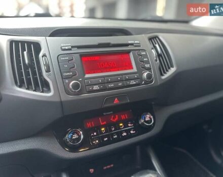 Сірий Кіа Sportage, об'ємом двигуна 2 л та пробігом 185 тис. км за 13399 $, фото 34 на Automoto.ua