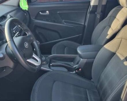 Серый Киа Sportage, объемом двигателя 1.7 л и пробегом 300 тыс. км за 11900 $, фото 3 на Automoto.ua