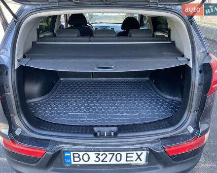 Серый Киа Sportage, объемом двигателя 2 л и пробегом 174 тыс. км за 13500 $, фото 8 на Automoto.ua