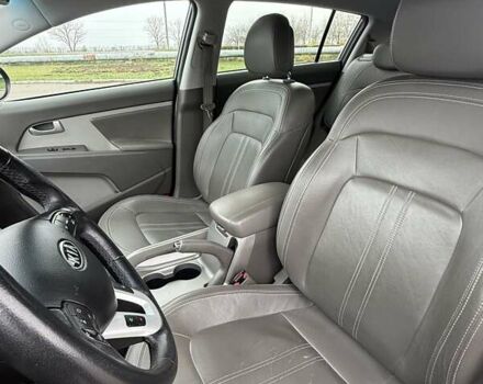 Серый Киа Sportage, объемом двигателя 2 л и пробегом 192 тыс. км за 14000 $, фото 23 на Automoto.ua