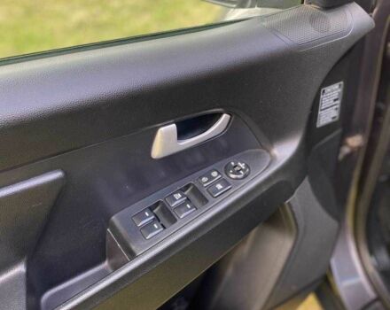 Сірий Кіа Sportage, об'ємом двигуна 1.7 л та пробігом 175 тис. км за 11600 $, фото 10 на Automoto.ua