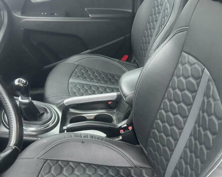 Серый Киа Sportage, объемом двигателя 1.69 л и пробегом 160 тыс. км за 12900 $, фото 4 на Automoto.ua