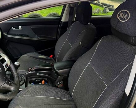 Сірий Кіа Sportage, об'ємом двигуна 2 л та пробігом 85 тис. км за 12400 $, фото 11 на Automoto.ua