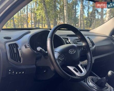Сірий Кіа Sportage, об'ємом двигуна 2 л та пробігом 142 тис. км за 11450 $, фото 23 на Automoto.ua
