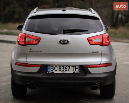 Серый Киа Sportage, объемом двигателя 2 л и пробегом 245 тыс. км за 14500 $, фото 5 на Automoto.ua
