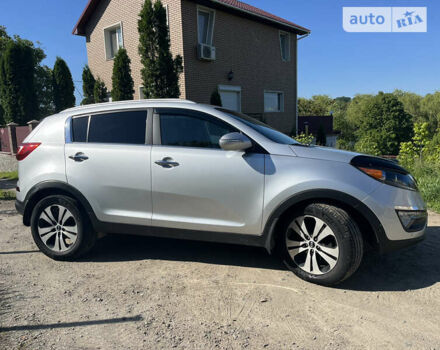 Сірий Кіа Sportage, об'ємом двигуна 2.36 л та пробігом 190 тис. км за 13000 $, фото 4 на Automoto.ua